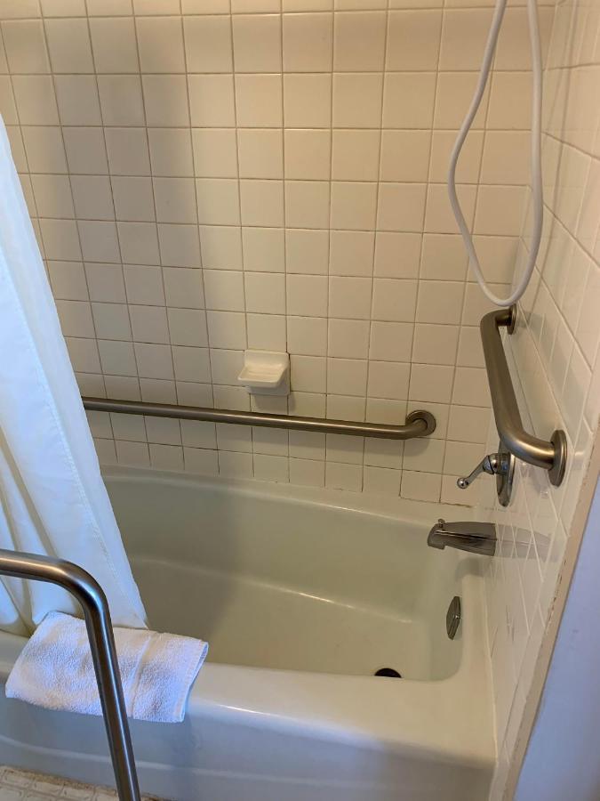 Heritage Inn Fairview Екстер'єр фото